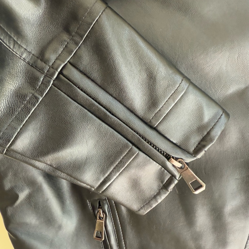 Lehour Black Faux Leather Jacket *GREAT USED CONDITION* - Picture 6 of 13
